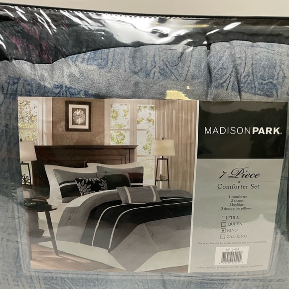 Madison Park 7-Piece Comforter Set Bedding - Picture 2 of 2